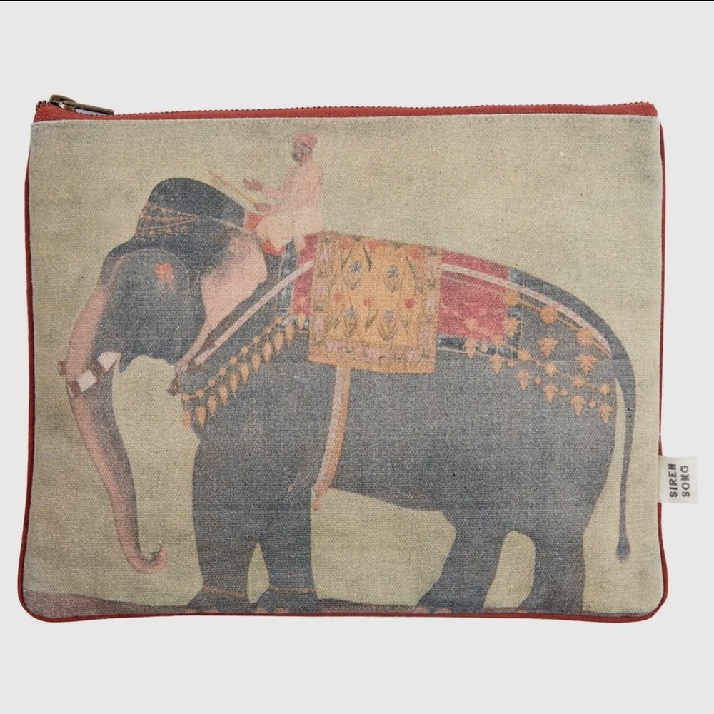 ELEPHANT & POPPY Vintage Inspired Cotton Floral Print Zip Pouch Clutch NWT
